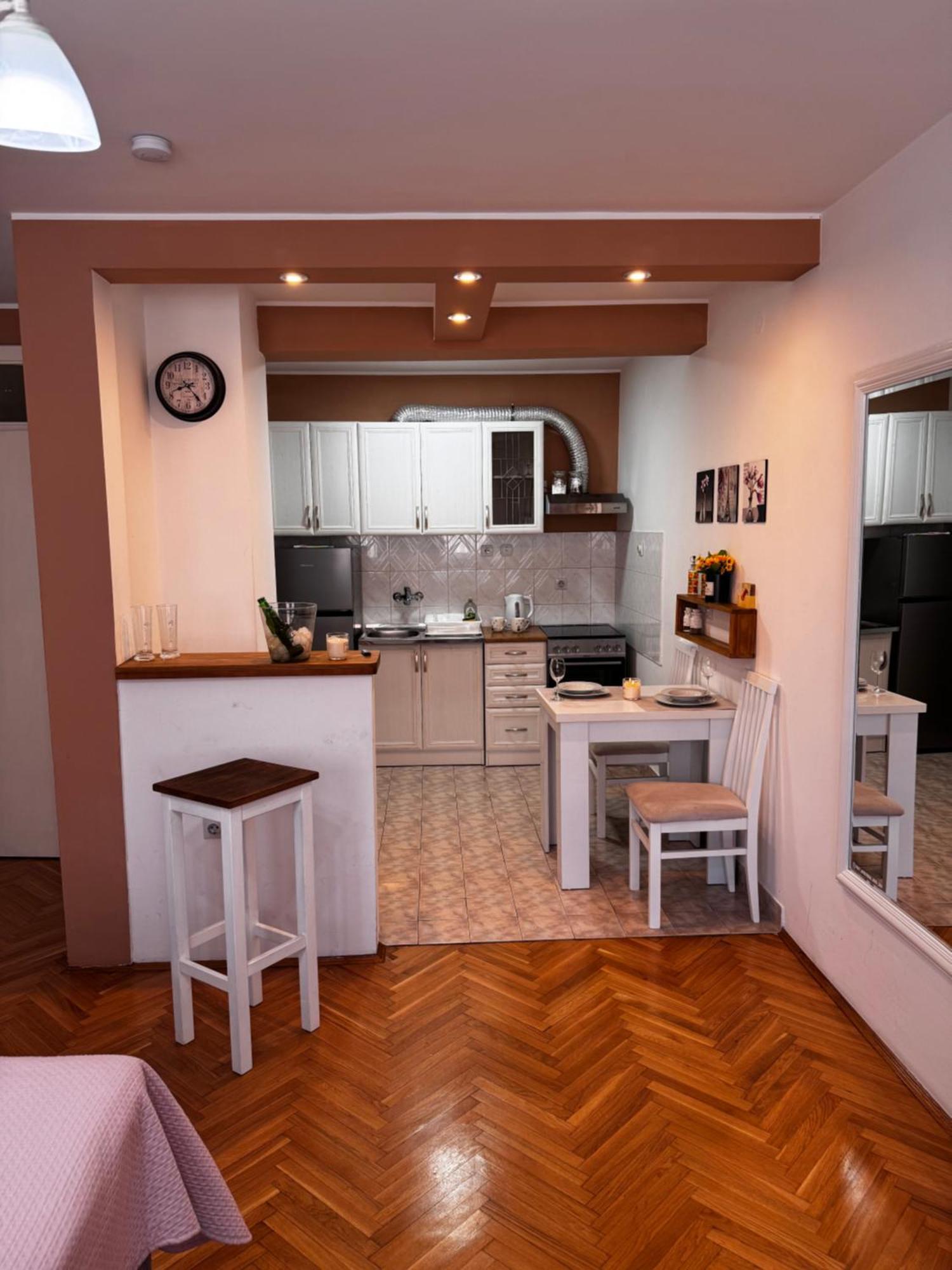 Post Apartmani - Sajam Novi Sad Exterior foto